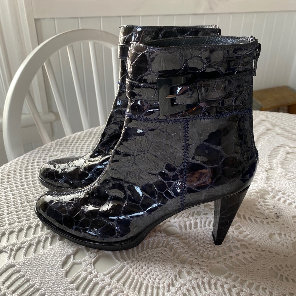 Stuart Weitzman boots - Picture 1 of 6